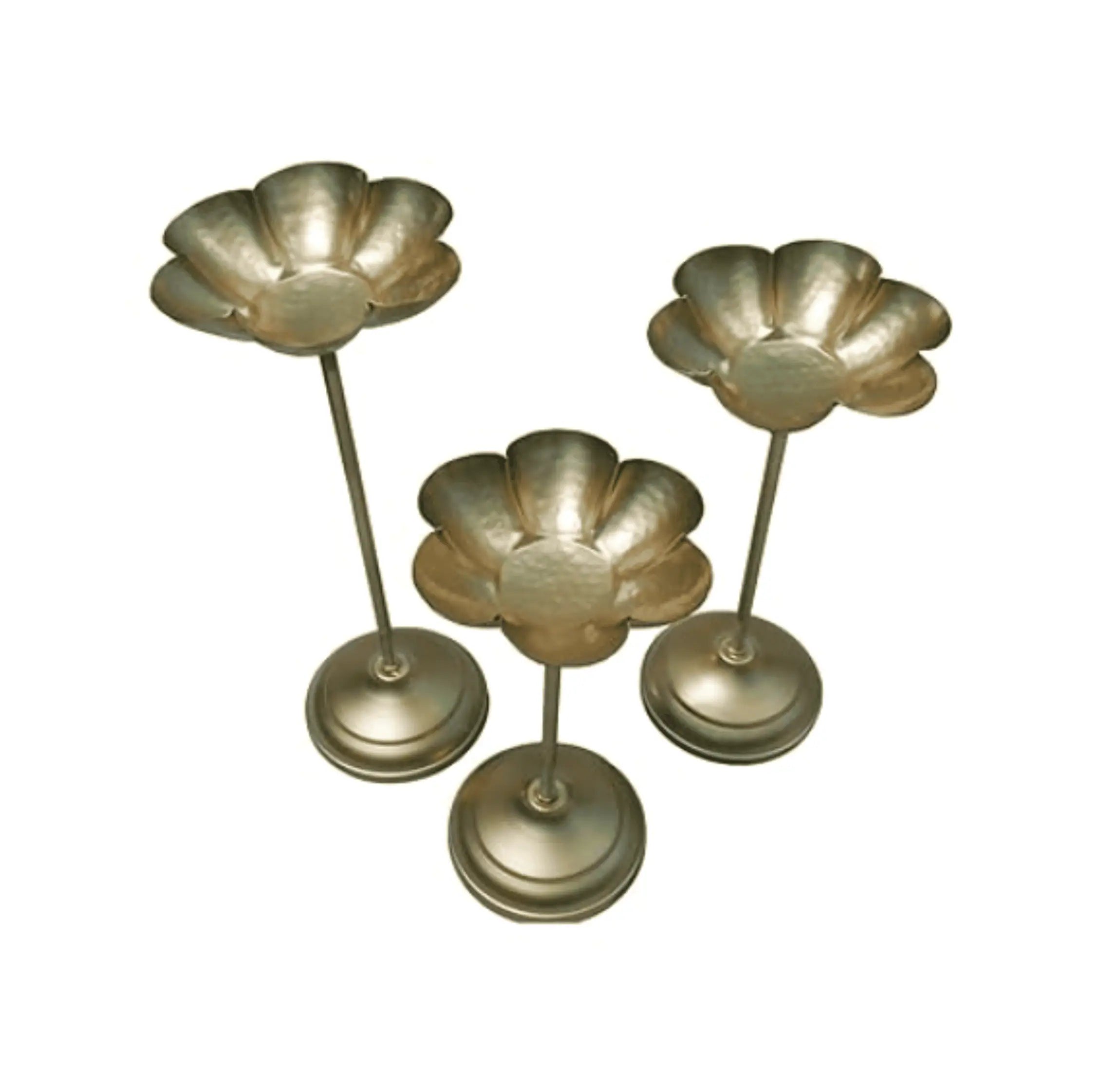 Taj Bowl Urli Stand With Floating Diya For Home Decor
