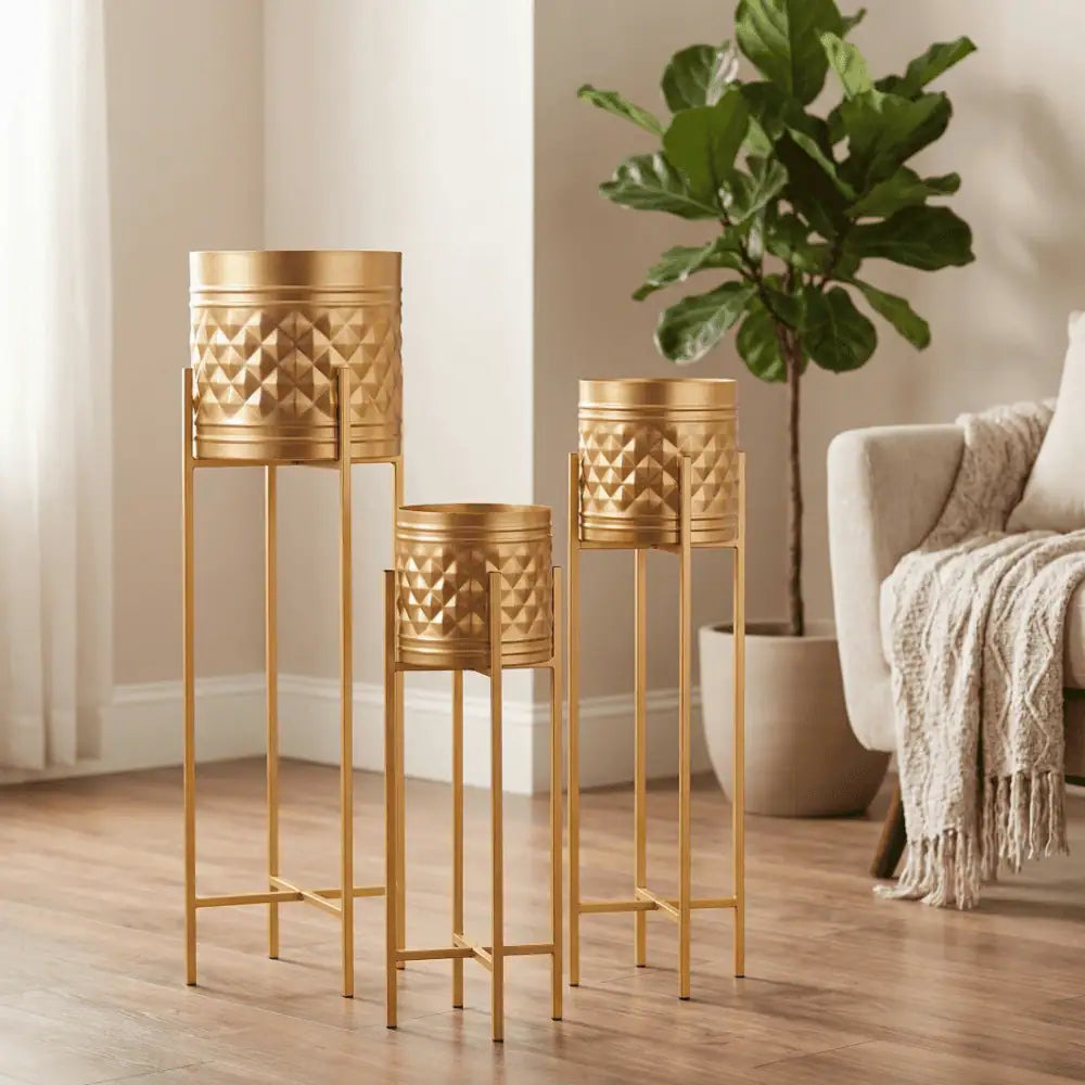 Aria Elevated Metal Planter Set of 3 with Tall Stands