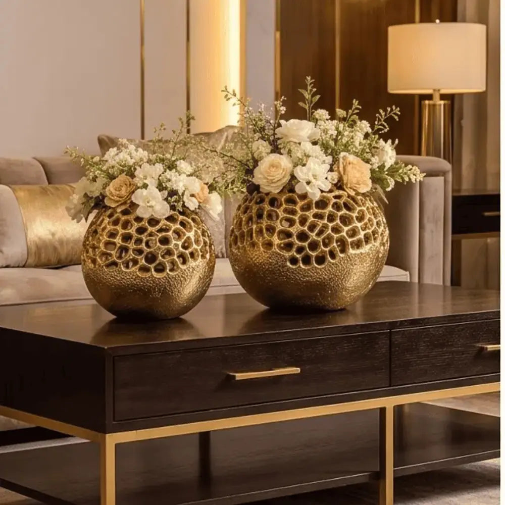 Luxury Golden Aluminium Decorative Vase Set of 2 for Home Decor Mall on Moon