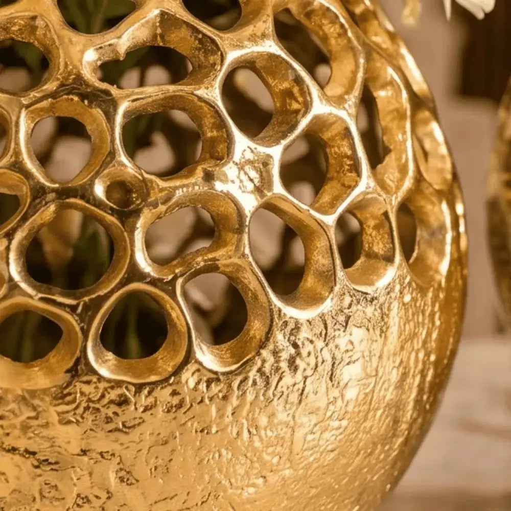 Luxury Golden Aluminium Decorative Vase Set of 2 for Home Decor Mall on Moon
