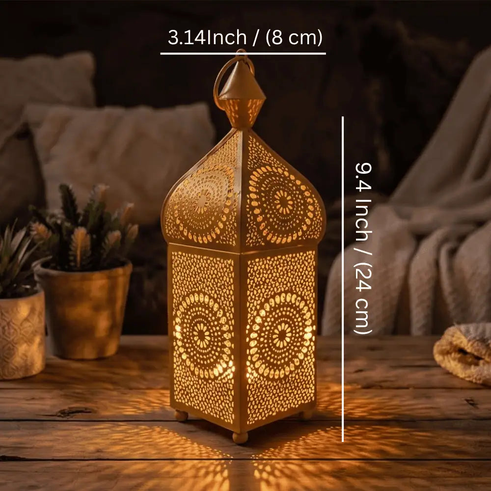 Metal Table Top Candle Holder Lantern For Home Decoration