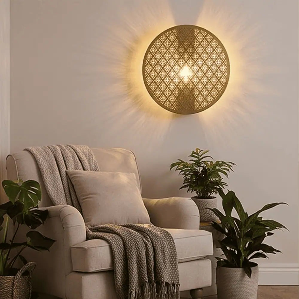 Metal Engraved Wall Sconce Golden Decorative Wall Lamp