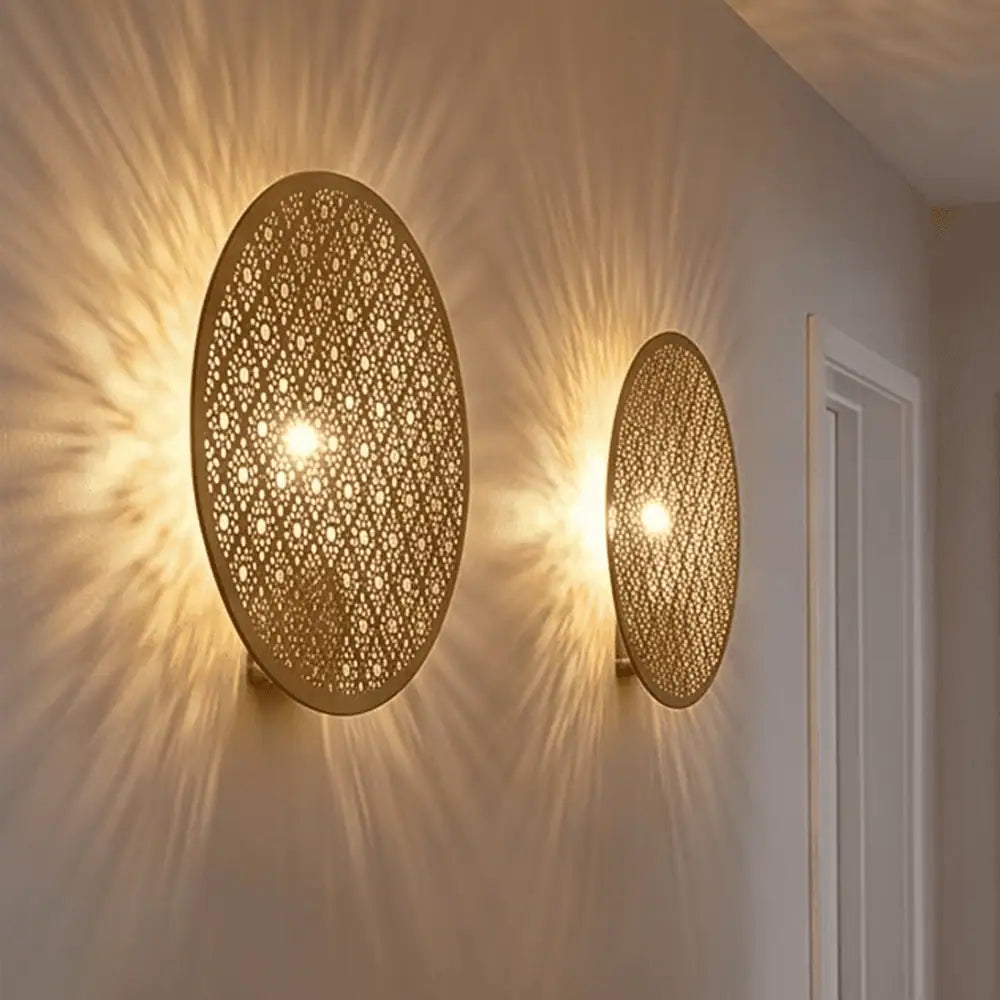 Metal Engraved Wall Sconce Golden Decorative Wall Lamp