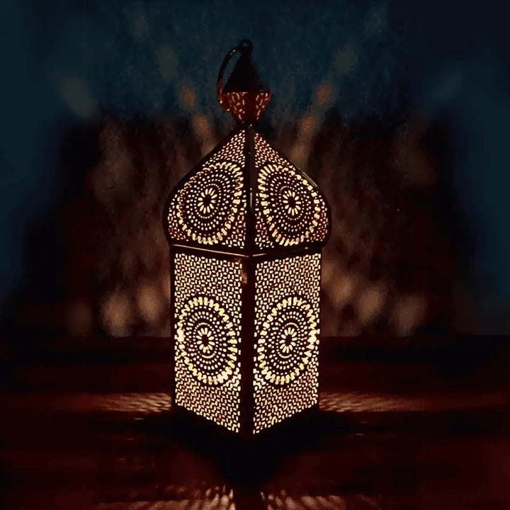 Metal Table Top Candle Holder Lantern For Home Decoration