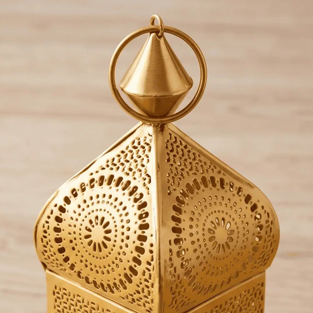 Metal Table Top Candle Holder Lantern For Home Decoration